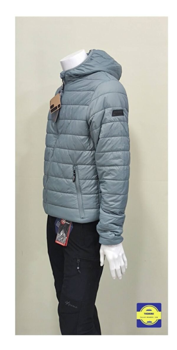 comprar cazadora técnica con capucha hombre Joluvi